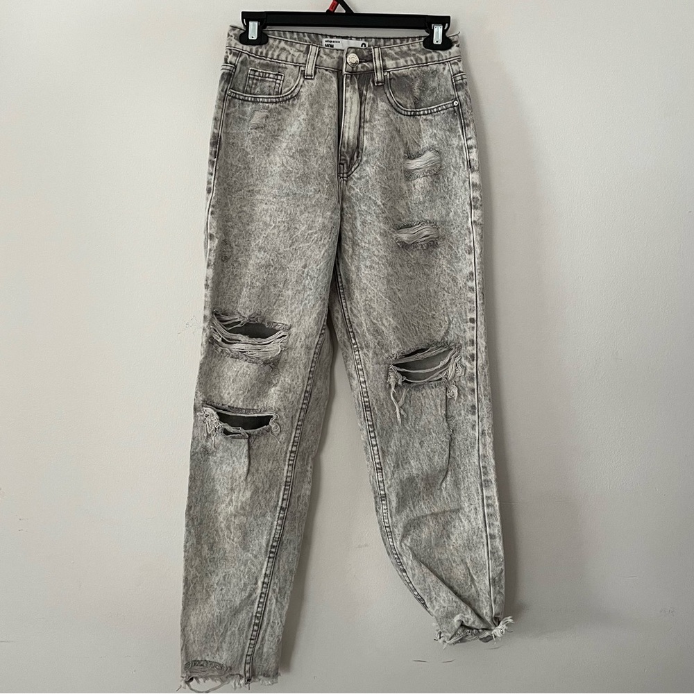 refuge Denim Distressed Gray Jeans